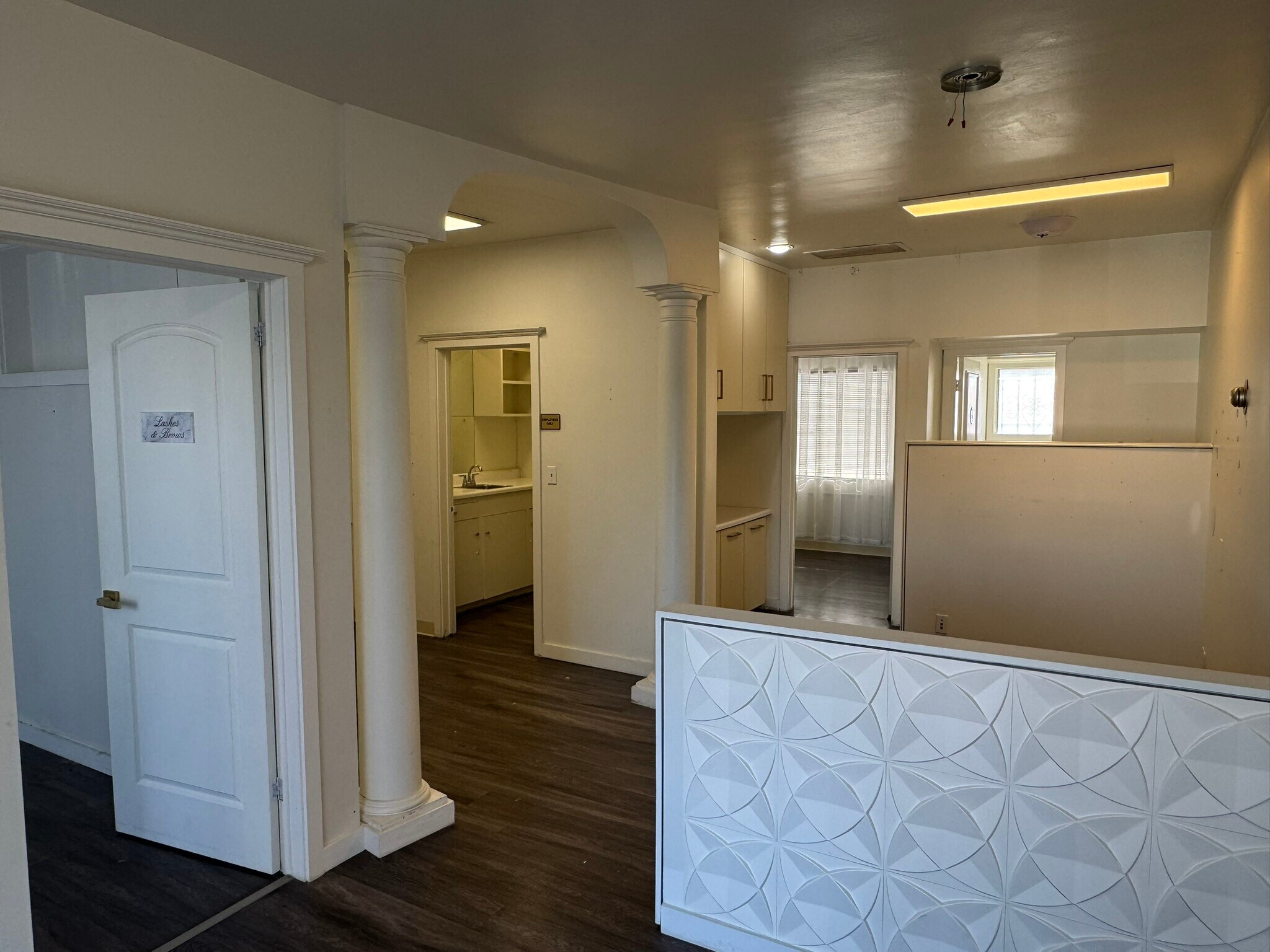 13273 Ventura Blvd, Studio City, CA à vendre Photo intérieure– Image 1 sur 5