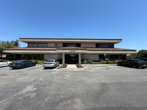 1570 Oakland Rd, San Jose, CA à vendre Photo de l’immeuble– Image 1 sur 23