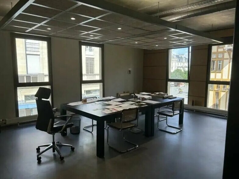 Bureau dans Troyes à louer - Photo de l’immeuble – Image 3 sur 5
