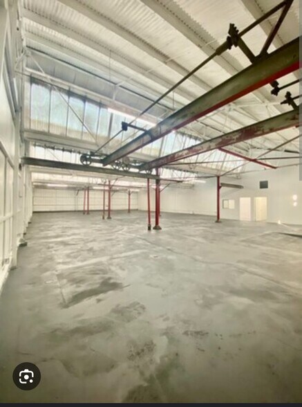 3356 E 14th St, Los Angeles, CA à louer - Photo de l’immeuble – Image 1 sur 20