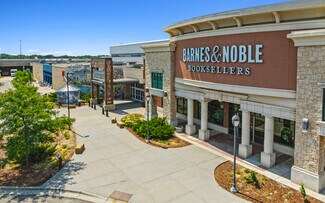 Plus de détails pour 3001 White Bear Ave N, Maplewood, MN - Local commercial à vendre