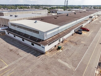 Plus de détails pour 14 Van Dyke Ave, New Brunswick, NJ - Industriel/Logistique à louer