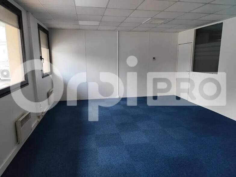 Bureau dans Limoges à vendre - Photo de l’immeuble – Image 3 sur 6