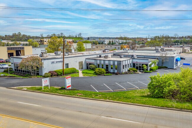 Plus de détails pour 3800 Red Bank Rd, Cincinnati, OH - Bureau à vendre