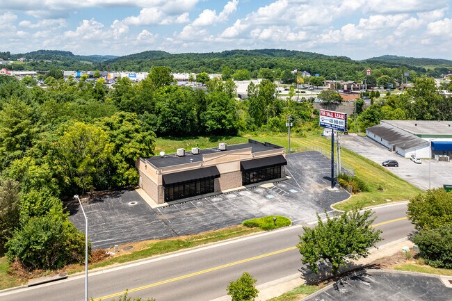 Plus de détails pour 3176 Linden Dr, Bristol, VA - Local commercial à vendre