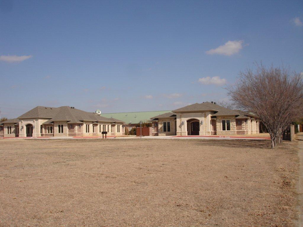 1948 E Hebron Pky, Carrollton, TX à louer Photo de l’immeuble– Image 1 sur 2