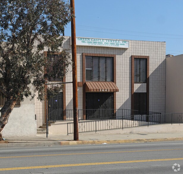 3603 E Olympic Blvd, Los Angeles, CA à vendre - Photo de l’immeuble – Image 2 sur 4