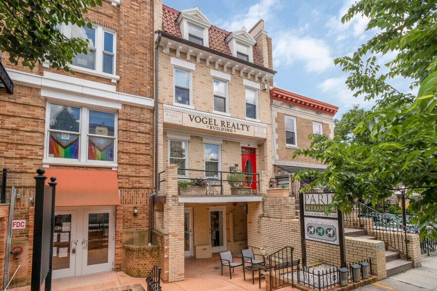 1638 R St NW, Washington, DC à louer - Photo de l’immeuble – Image 2 sur 5