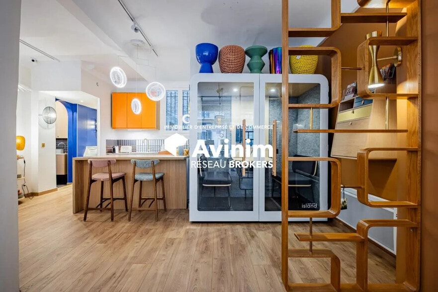 Local commercial dans Paris à louer - Photo de l’immeuble – Image 3 sur 5