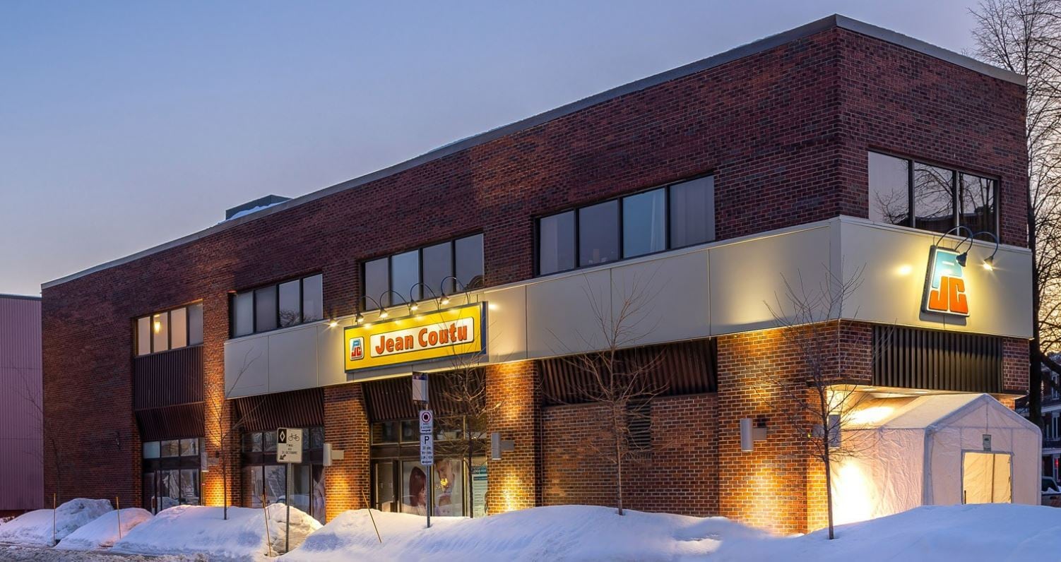 320 Ch De La Canardière, Québec, QC à louer Photo principale– Image 1 sur 2
