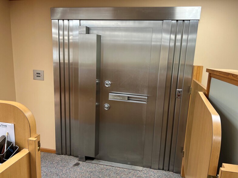 2543 S Sherman Rd, Applegate, MI à vendre - Photo de l’immeuble – Image 2 sur 15