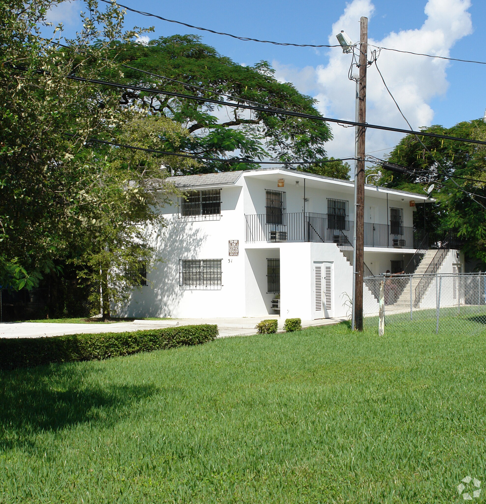 31 NW 77th St, Miami, FL à vendre Photo principale– Image 1 sur 4