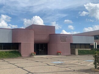 Plus de détails pour 4942 Higbee Ave NW, Canton, OH - Bureau à vendre