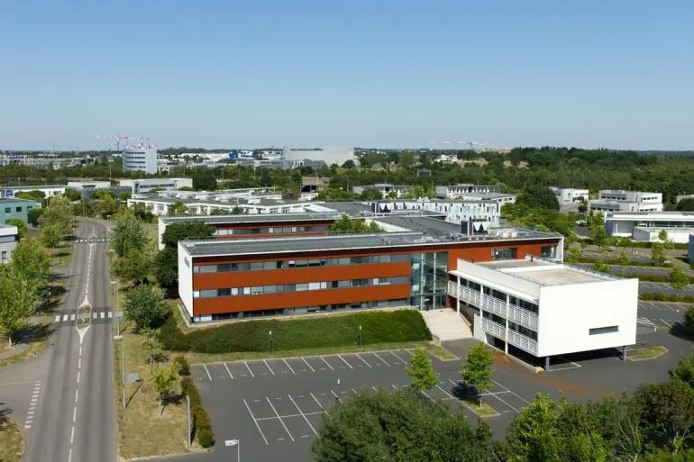 Bureau dans Saint-Herblain à louer - Photo de l’immeuble – Image 3 sur 8
