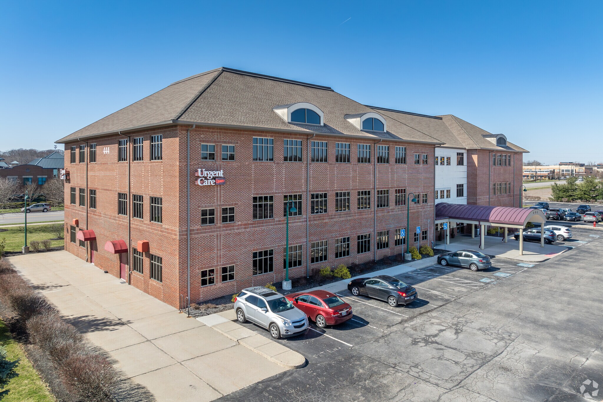 444 N Cleveland Ave, Westerville, OH à louer Photo principale– Image 1 sur 16
