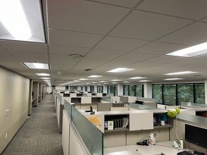 5445 Corporate Dr, Troy, MI à vendre Photo intérieure– Image 2 sur 3