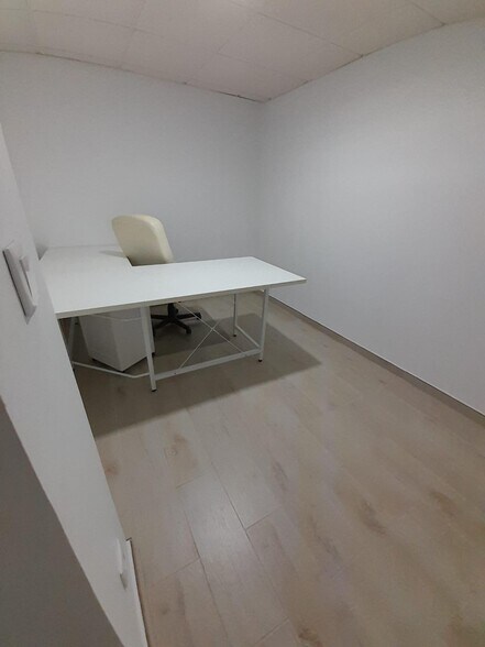 Local commercial dans Cáceres à vendre - Photo de l’immeuble – Image 3 sur 23