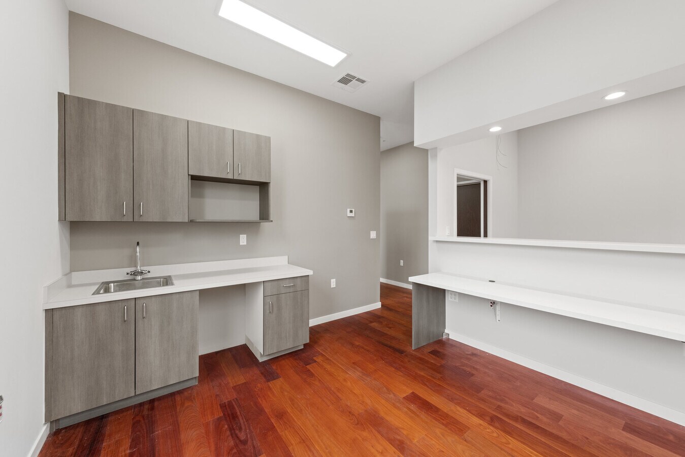 420 Peninsula Ave, San Mateo, CA 94401 - Lot 3 -  - Photo intérieure - Image 2 of 6