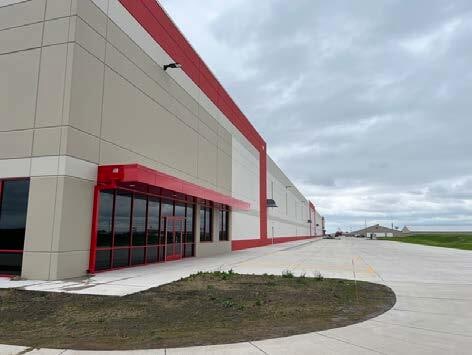 510 Sterling Dr, Walcott, IA à louer - Photo de l’immeuble – Image 3 sur 26