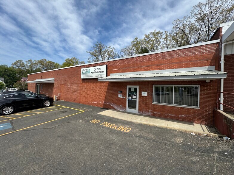 809-811 Grandview Rd, Oil City, PA à louer - Photo principale – Image 1 sur 8