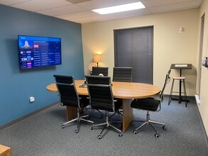 1016 Laurel Oak Rd, Voorhees, NJ à louer Photo de l’immeuble– Image 2 sur 2