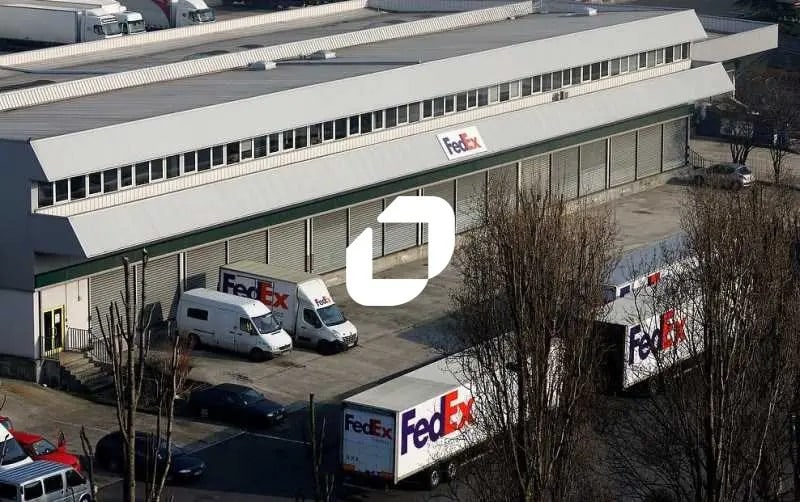 Bureau dans Aulnay-sous-Bois à louer - Photo de l’immeuble – Image 1 sur 4