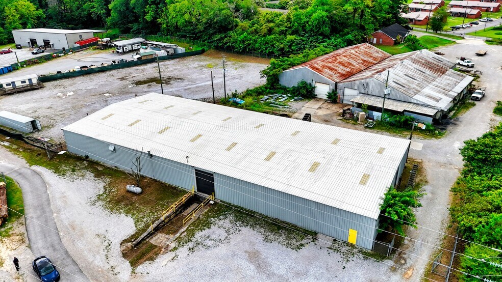 121 Metrock Cir, Helena, AL à louer - Photo de l’immeuble – Image 3 sur 14