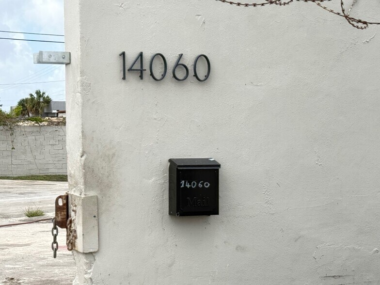 14060 NW 19th Ave, Miami, FL à vendre - Photo de l’immeuble – Image 2 sur 13