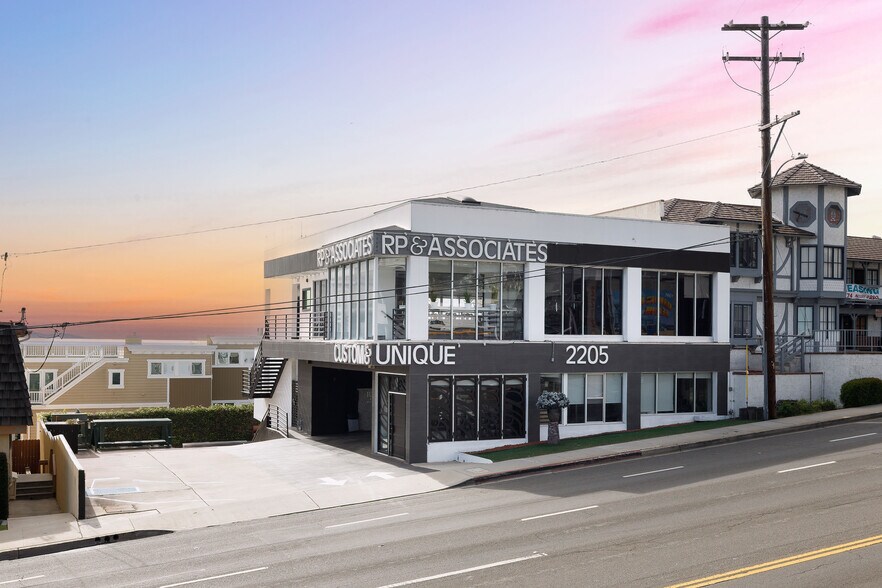 2205 Pacific Coast Hwy, Hermosa Beach, CA à vendre - Photo de l’immeuble – Image 1 sur 27