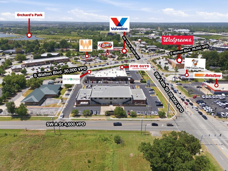 201 SW 14th St, Bentonville, AR à louer - Photo de l’immeuble – Image 2 sur 45