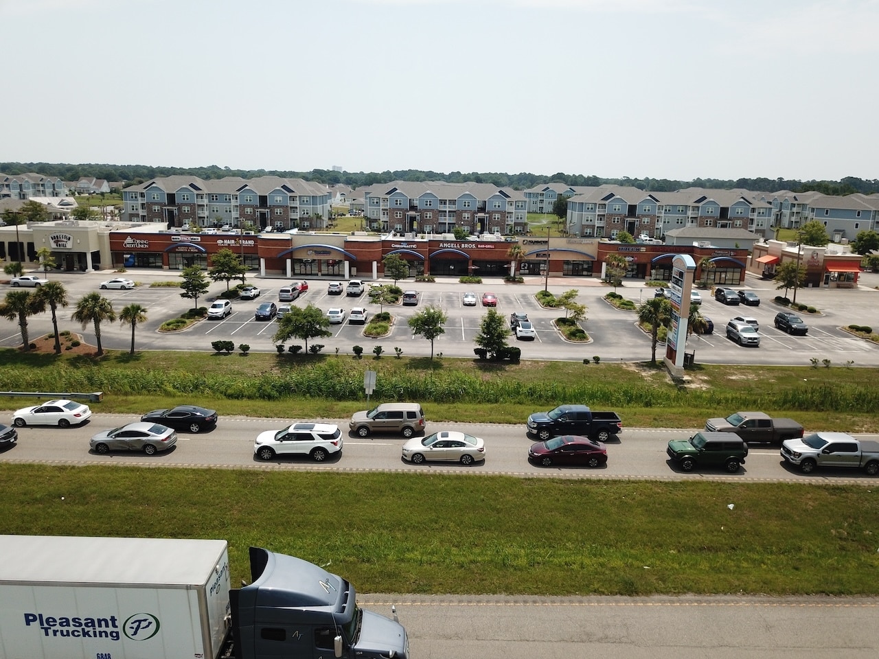 8703 Highway 17 Byp S, Surfside Beach, SC à louer Photo intérieure– Image 1 sur 21