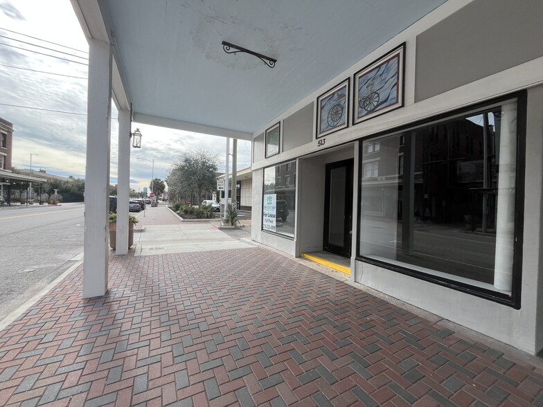 507-511 23rd St, Galveston, TX à louer - Photo de l’immeuble – Image 3 sur 8