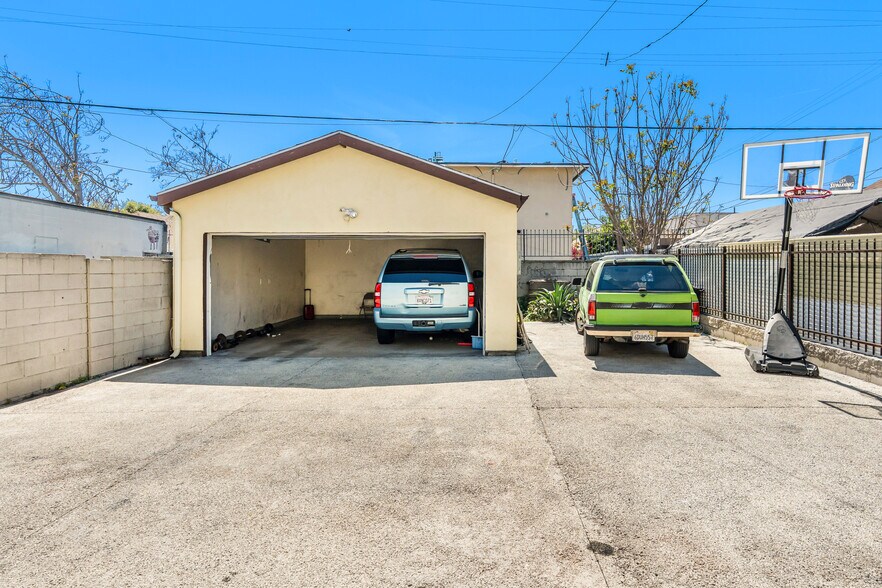 240 W 46th St, Los Angeles, CA à vendre - Photo de l’immeuble – Image 3 sur 10