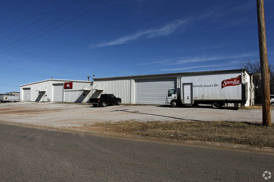 1515-1531 N Tucker Ave, Shawnee, OK à vendre - Photo de l’immeuble – Image 2 sur 2