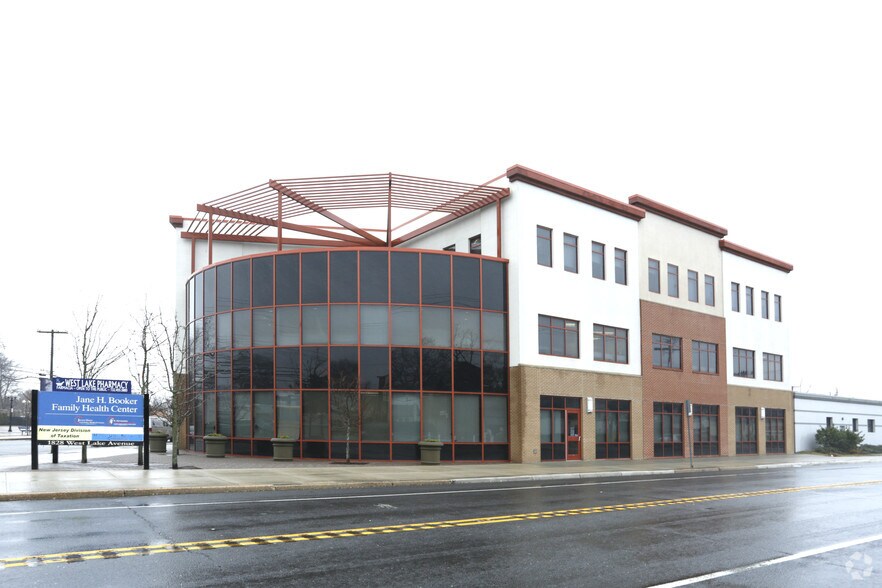 1800-1836 W Lake Ave, Neptune, NJ à louer - Photo principale – Image 1 sur 13