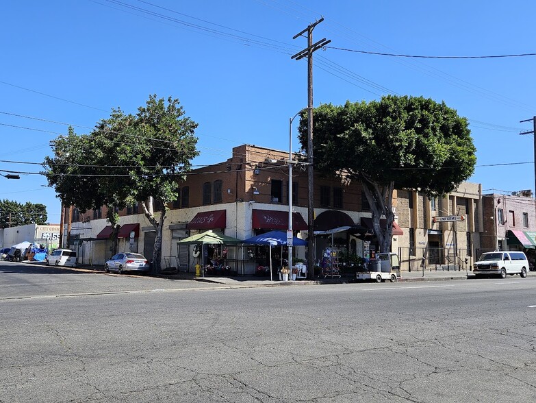 752 S San Pedro St, Los Angeles, CA à vendre - Photo de l’immeuble – Image 2 sur 7