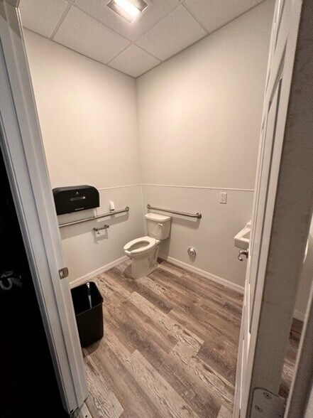 11950 SW Tom Mackie Blvd, Port Saint Lucie, FL à louer - Photo de l’immeuble – Image 3 sur 6