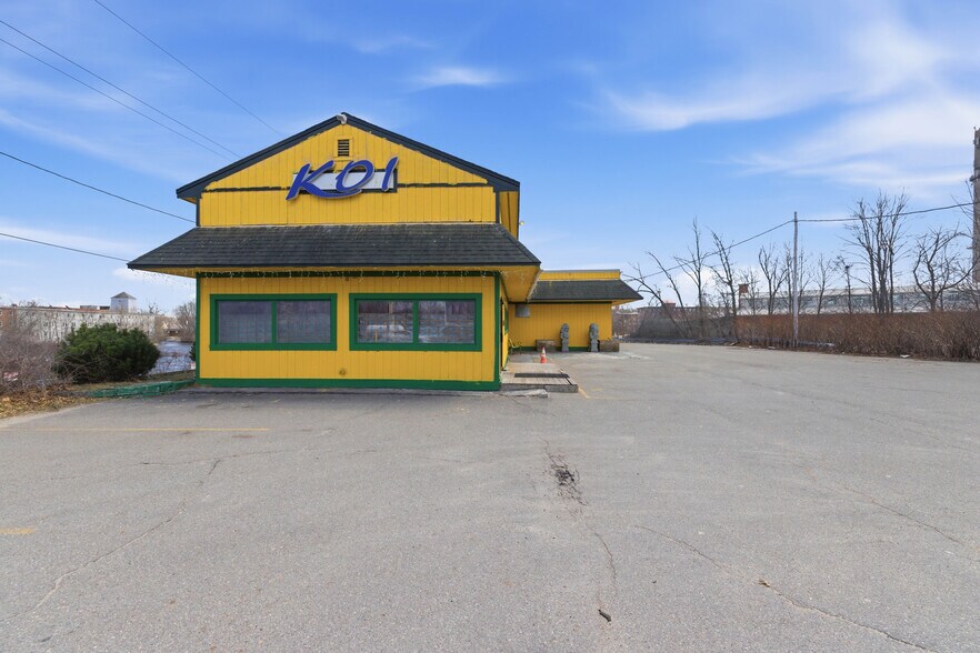 11 Elm St, Biddeford, ME à vendre - Photo de l’immeuble – Image 2 sur 16