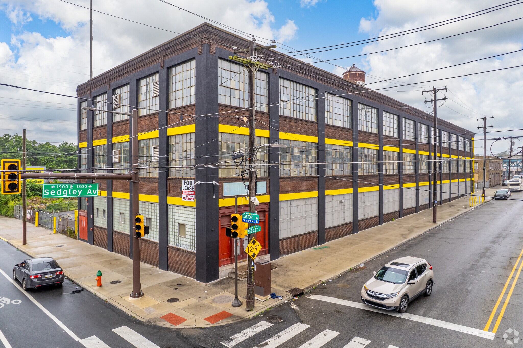 1850 E Sedgley Ave, Philadelphia, PA à vendre Photo de l’immeuble– Image 1 sur 17