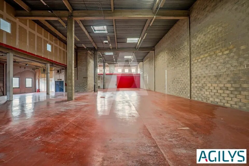 Local d’activités dans Lisses à louer Photo intérieure– Image 1 sur 6