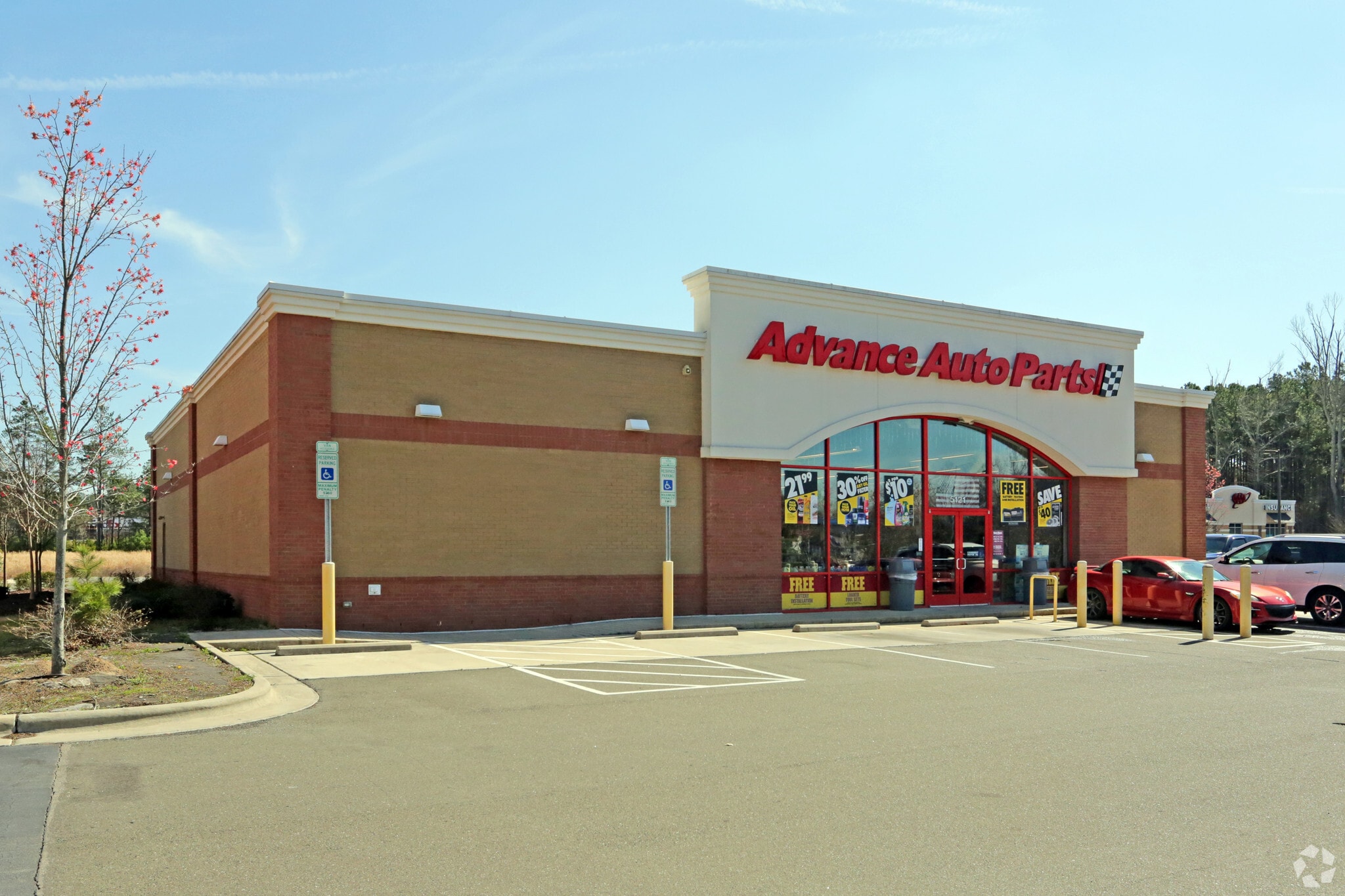 5121 NC Highway 55, Durham, NC à louer Photo principale– Image 1 sur 7