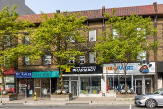 Plus de détails pour 1398 Yonge St, Toronto, ON - Local commercial à vendre