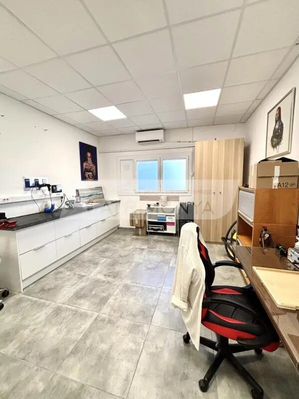 Local commercial dans Marseille à vendre Photo principale– Image 1 sur 1