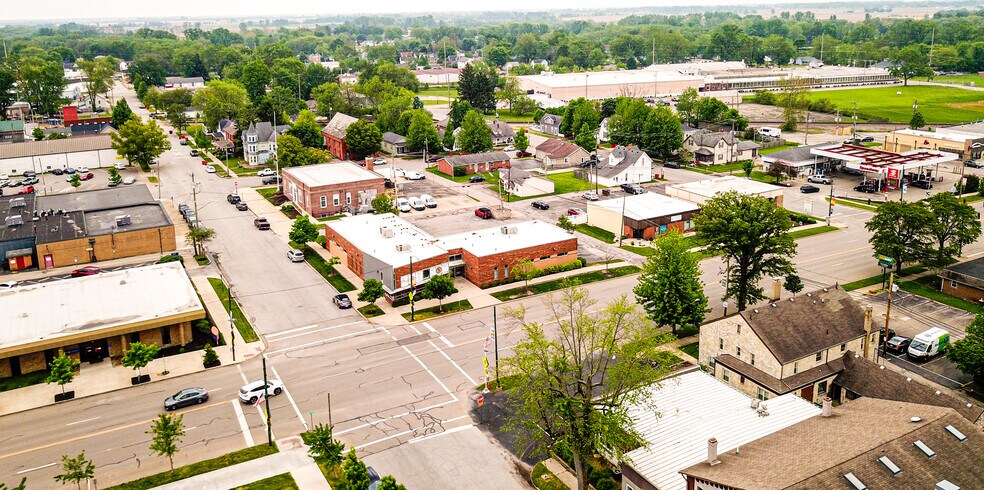 54 W High St, London, OH à vendre - Aérien – Image 3 sur 5