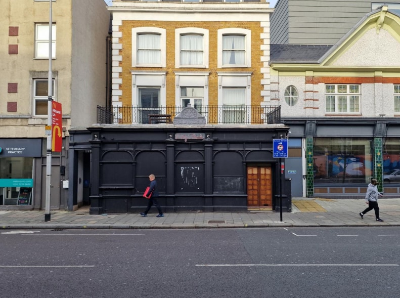 642 Wandsworth Rd, Londres à louer Photo principale– Image 1 sur 5