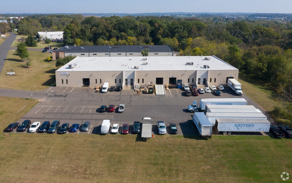 352 Godshall Dr, Harleysville, PA à louer - Aérien – Image 2 sur 5