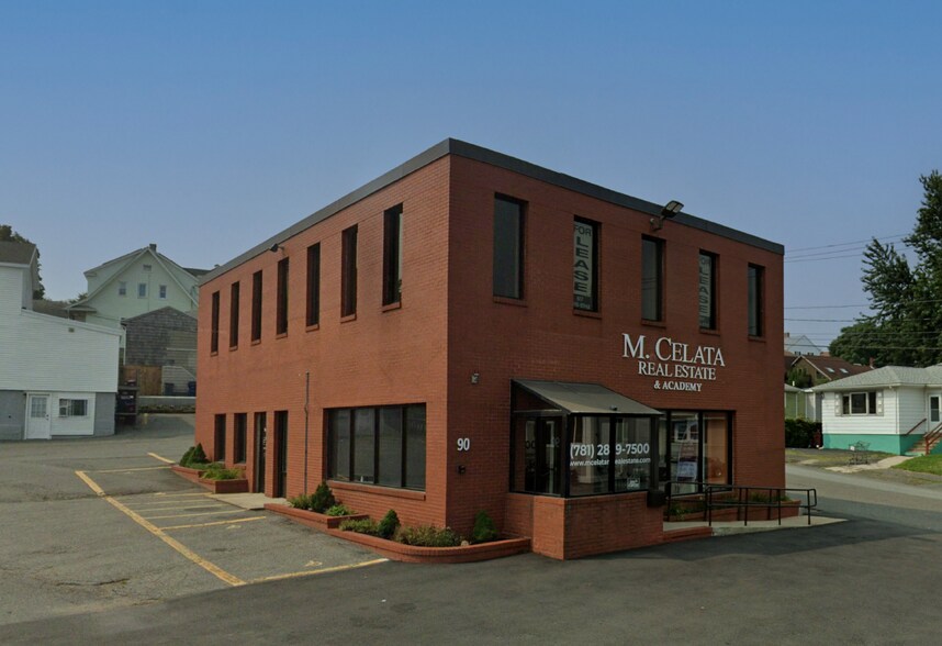 90 American Legion Hwy, Revere, MA à louer - Photo principale – Image 1 sur 2