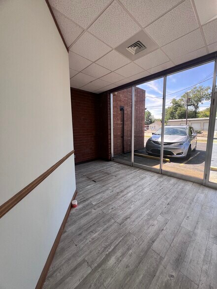 708 N William St, Goldsboro, NC à louer - Photo de l’immeuble – Image 3 sur 11