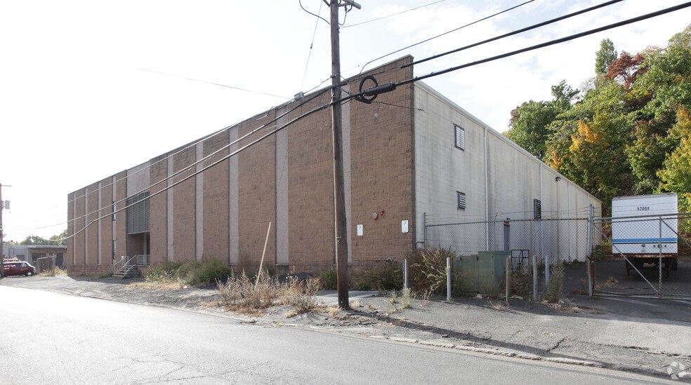 45-55 Porete Ave, North Arlington, NJ à vendre - Photo de l’immeuble – Image 3 sur 4