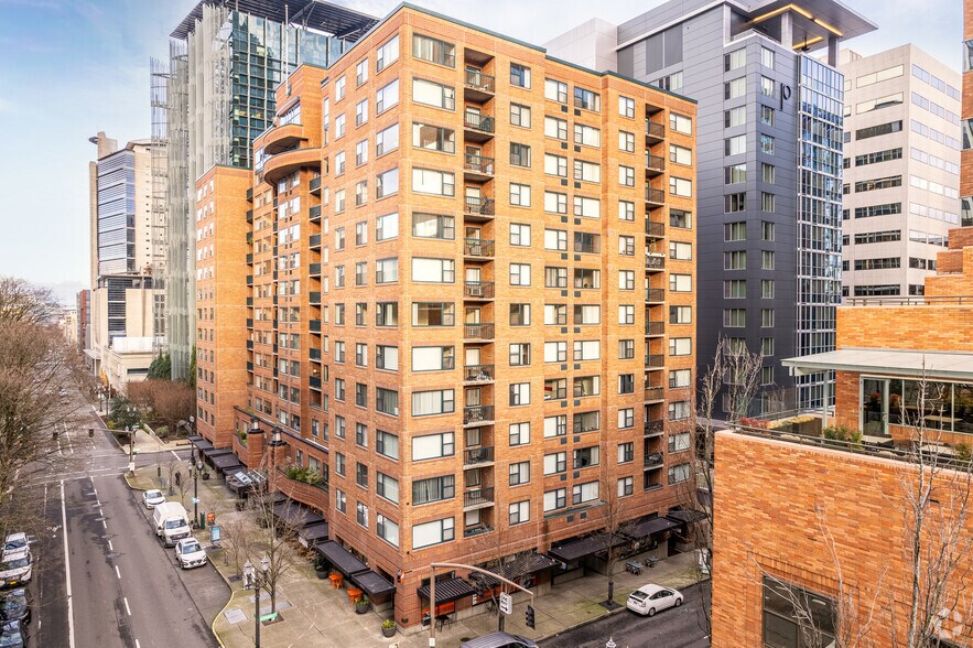 225 SW Columbia St, Portland, OR à louer - Photo de l’immeuble – Image 2 sur 8